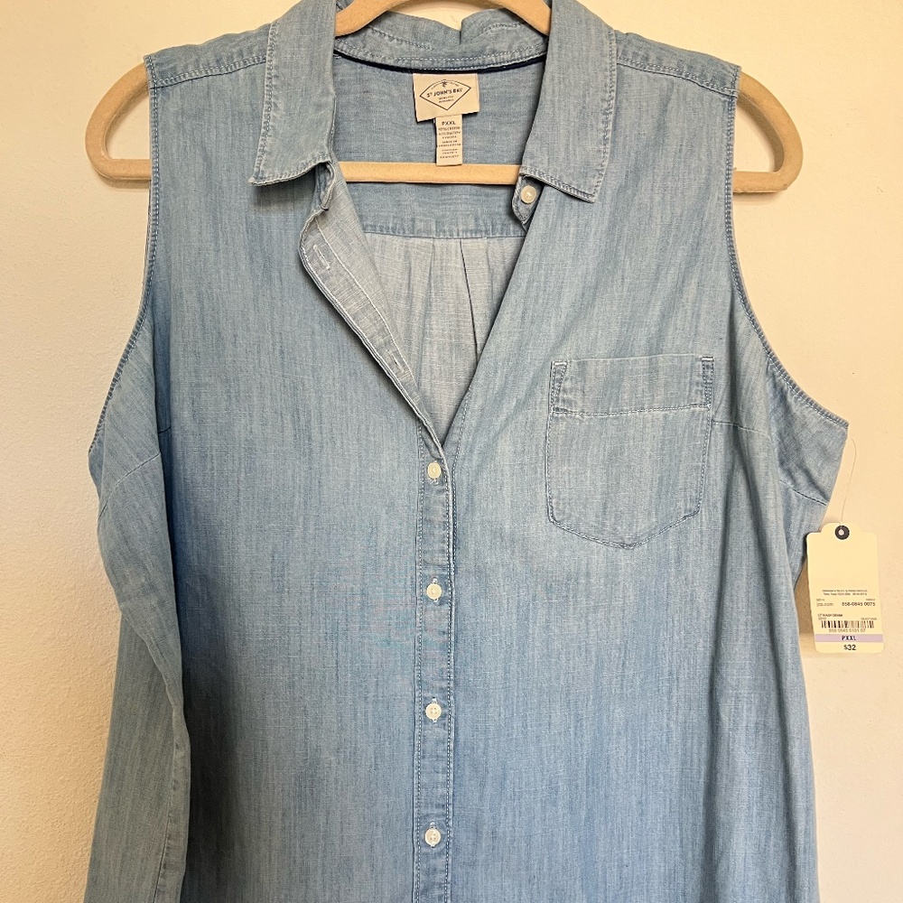 St. John's Bay NWT Light Wash Denim Button Shirt PXXL